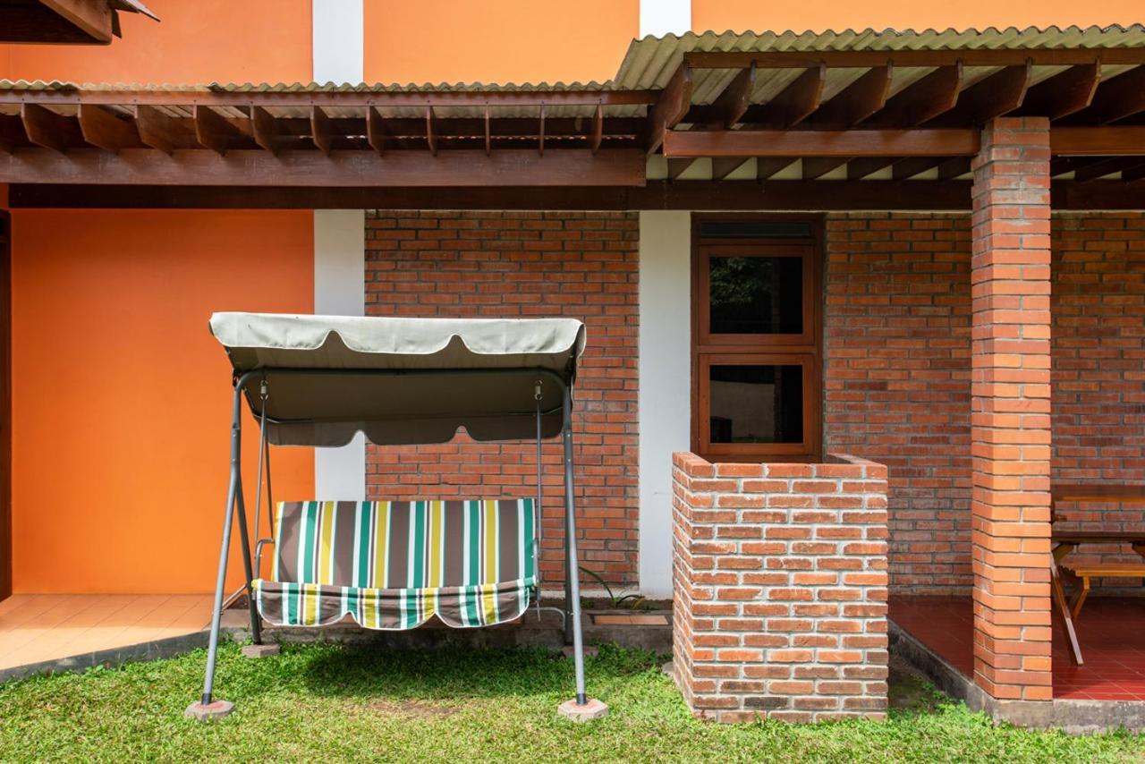 Prananto'S Villa Lembang Eksteriør bilde
